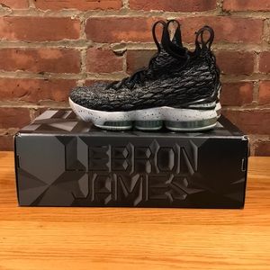 Lebron Nike XV